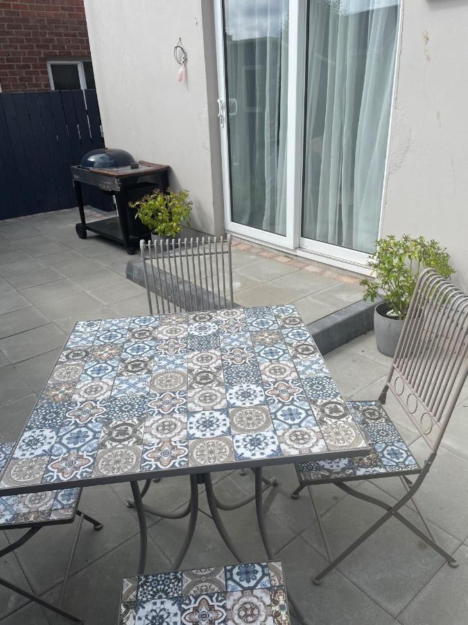 Unique Belfast Stay Eksteriør bilde